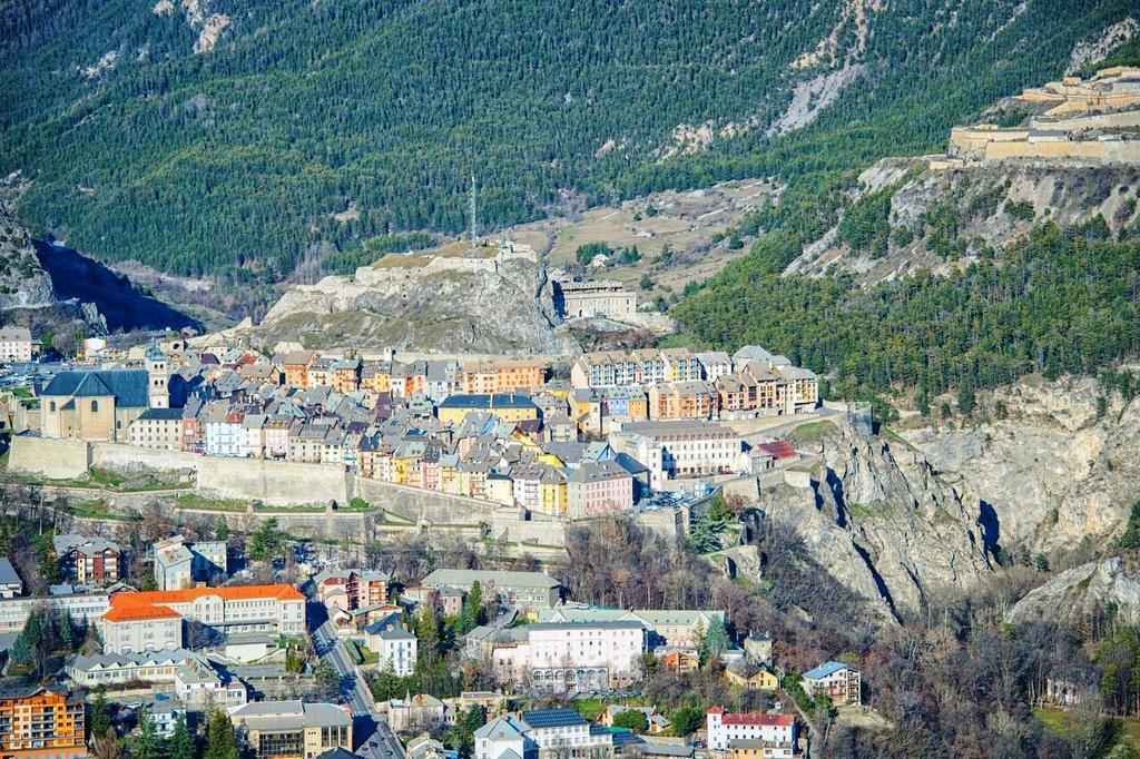 Pres Des Forts Briancon  Luaran gambar