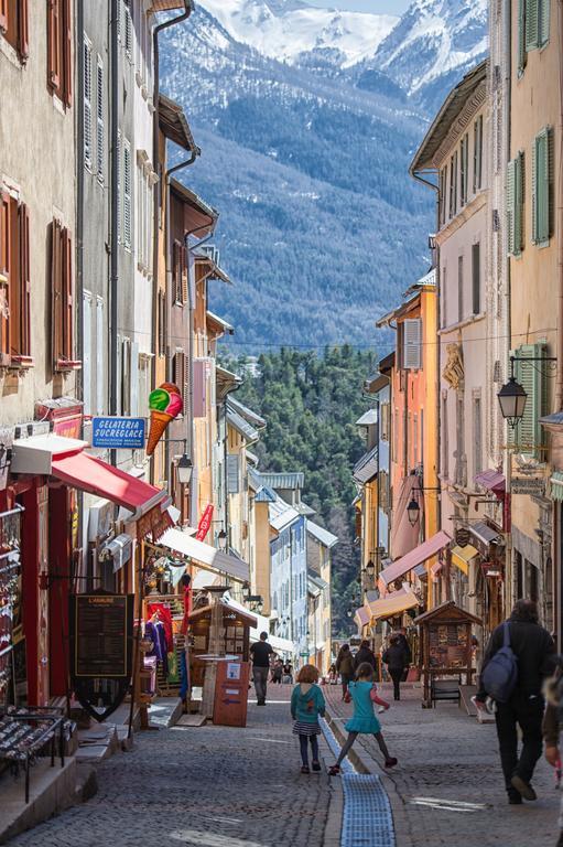 Pres Des Forts Briancon  Luaran gambar